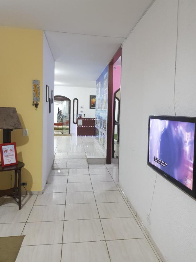 Hostel Praia Centro Itanhaem Luaran gambar